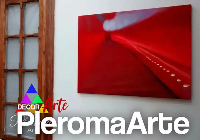 Podemos apreciar los cuadros modernos que la galería de arte pleroma arte ha diseñado para uno de sus clientes.