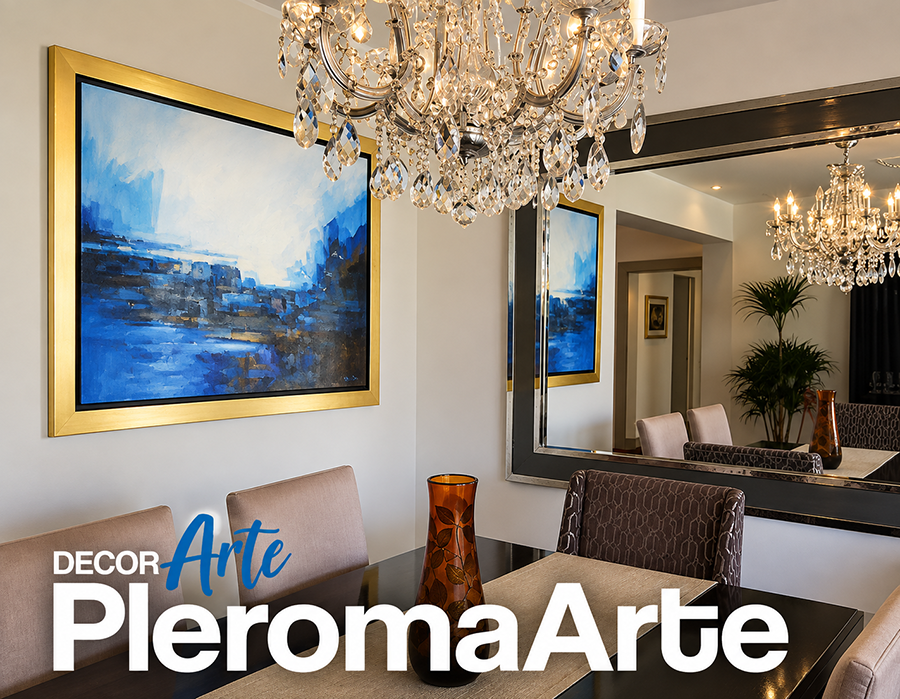 Cuadro al óleo abstracto azul con marco dorado en comedor elegante contemporáneo